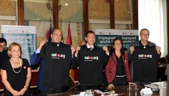 NO 
 ALLA VIOLENZA CONTRO LE DONNE 4 viol193 - NO 
 ALLA VIOLENZA CONTRO LE DONNE