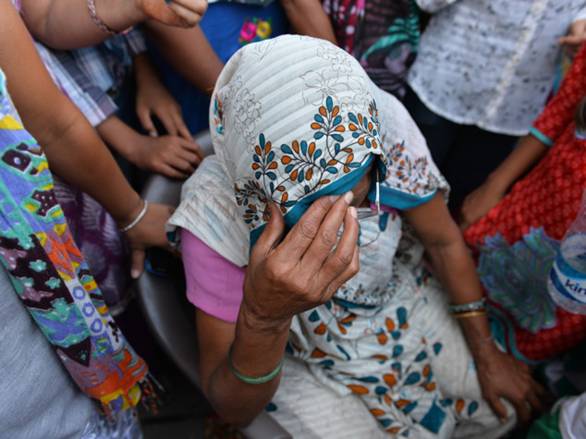 APPROVATE
ALL'UNANIMITA' IN SENATO DUE MOZIONI CONTRO LA PRATICA DELLE
SPOSE BAMBINE 4 sb16 - APPROVATE
ALL'UNANIMITA' IN SENATO DUE MOZIONI CONTRO LA PRATICA DELLE
SPOSE BAMBINE