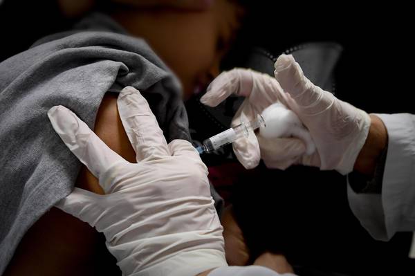 VACCINI
OBBLIGATORI PER I NIDI IN EMILIA ROMAGNA 4 vacc - VACCINI
OBBLIGATORI PER I NIDI IN EMILIA ROMAGNA