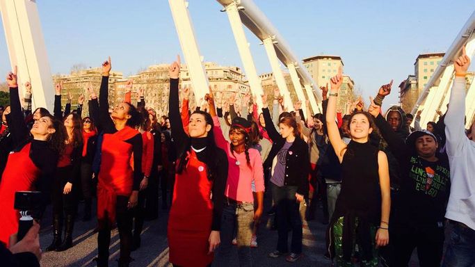 UN 
 MILIARDO DI VOCI CONTRO LA VIOLENZA SULLE DONNE 4 bil - UN 
 MILIARDO DI VOCI CONTRO LA VIOLENZA SULLE DONNE