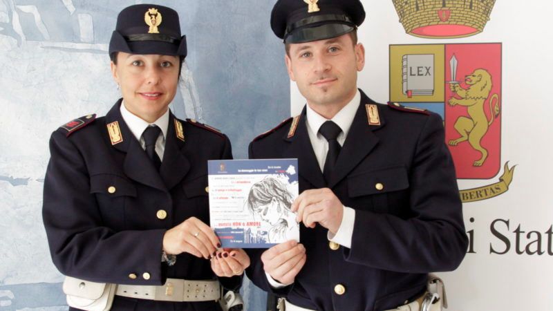 "QUESTO 
 NON E' AMORE" CONTRO LA VIOLENZA SULLE DONNE 4 vz1818 - "QUESTO 
 NON E' AMORE" CONTRO LA VIOLENZA SULLE DONNE