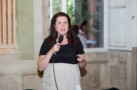 PIERA 
 BANTI, LA SIGNORA DEL "CODICE ROSA" CHE AIUTA LE DONNE 
 (E NON SOLO) VIOLENTATE 4 cor - PIERA 
 BANTI, LA SIGNORA DEL "CODICE ROSA" CHE AIUTA LE DONNE 
 (E NON SOLO) VIOLENTATE